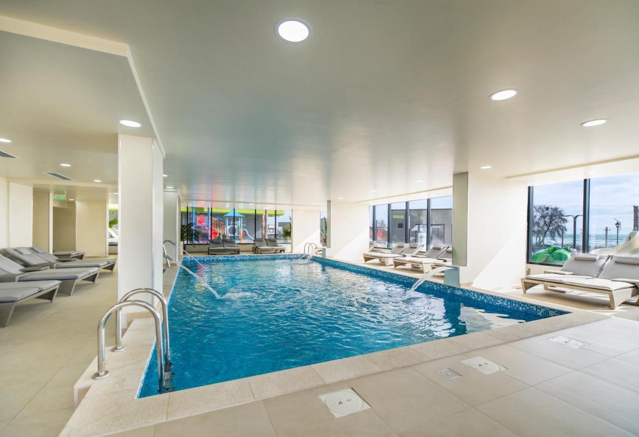 Black Sea Estate Apartment Spa N Pool Beach Resort Năvodari Exterior foto